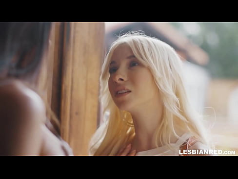 ❤️ สาวกลับมาบ้านไม่กี่เดือนต่อมาและจบลงด้วยการกินหีแม่เลี้ยงของเธอ ❤️ เย็ดกัน ที่เรา ❤